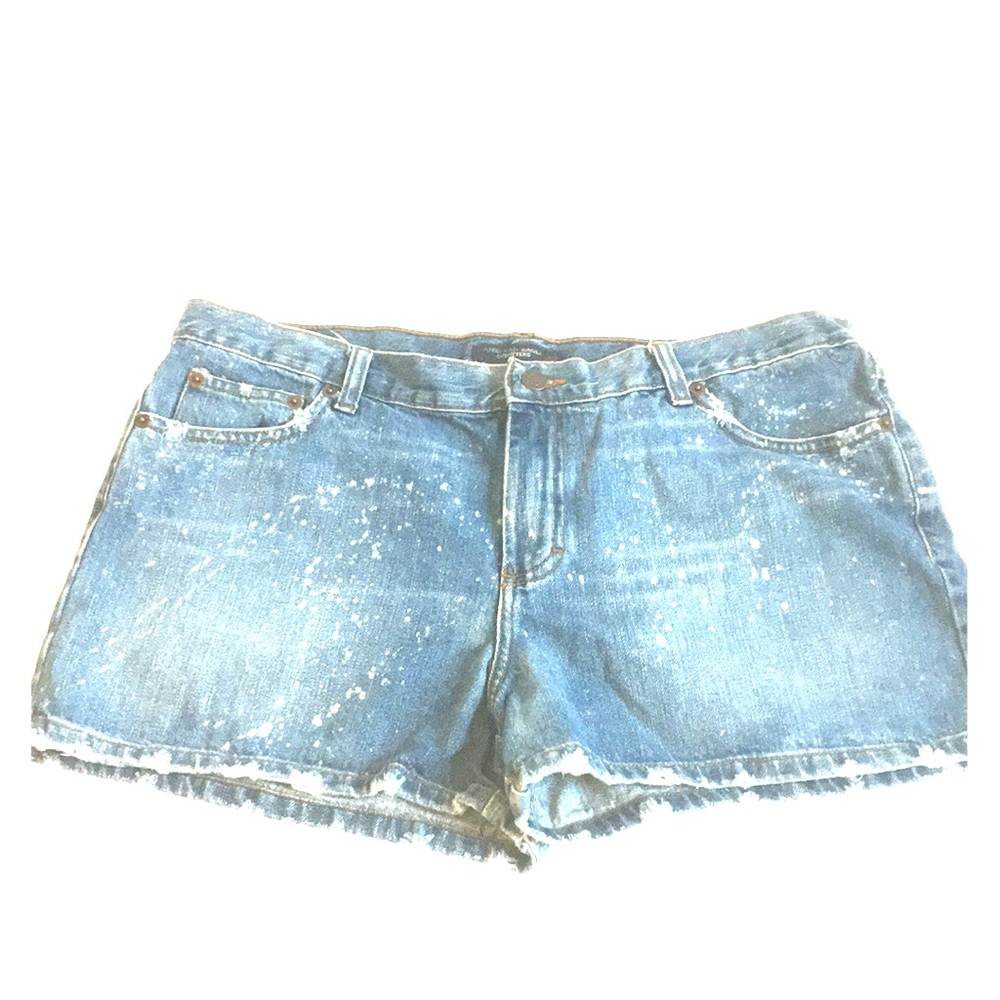 American eagle distressed jean shorts